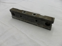 TR1800 Sealing block